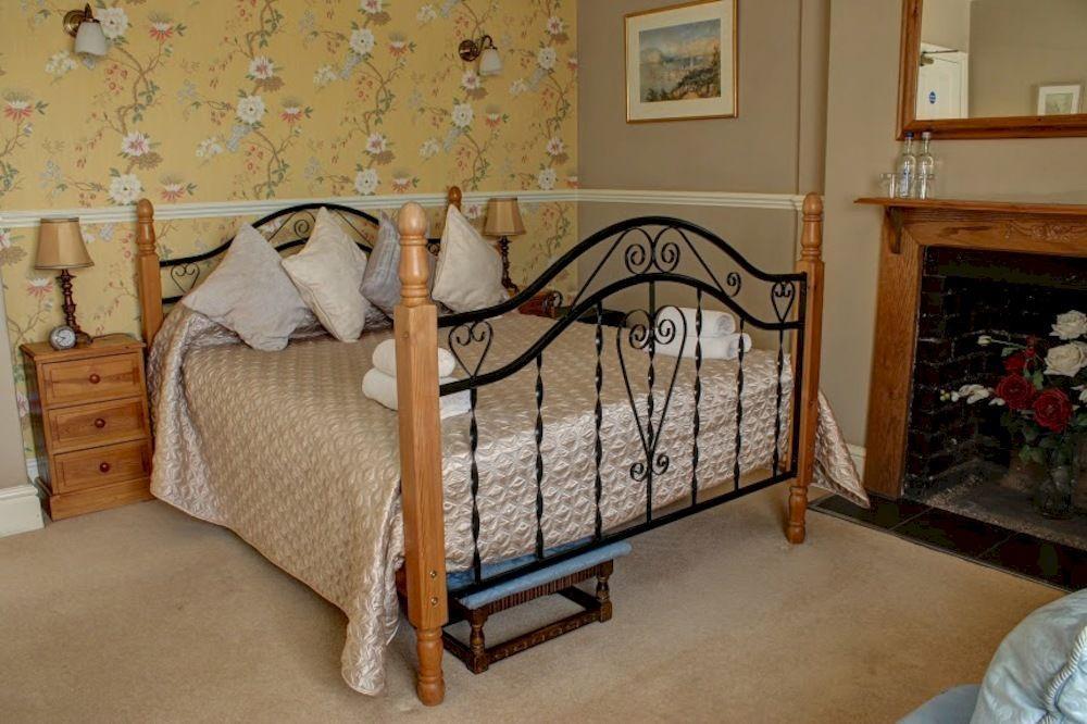 The Tollgate 4* Брадфорд на Аэвен